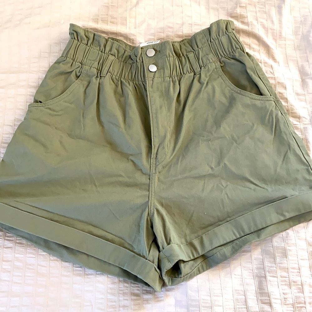 H&M women’s, high waist shorts.